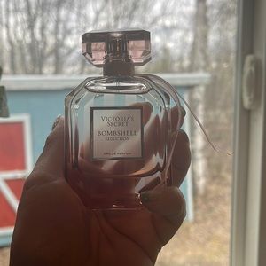 Victoria’s secret bombshell seduction perfume 1.7 fl oz